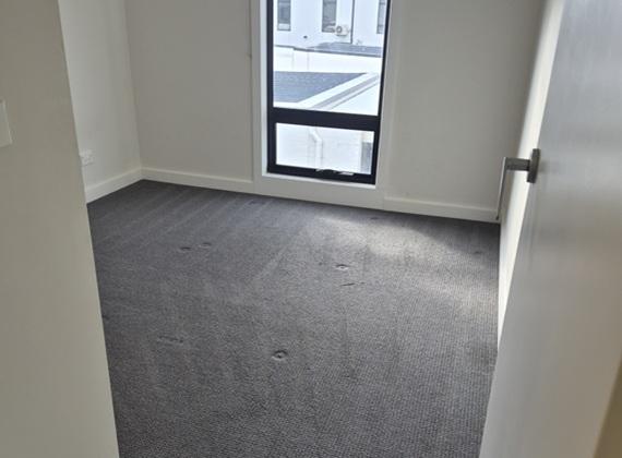 End of lease cleaning Wyndham Vale - bedroom carpet