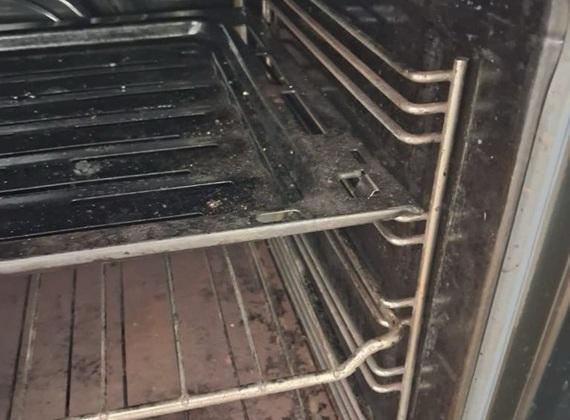 End of lease cleaning Dee Why July 2026 - oven before