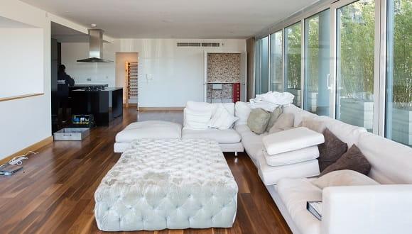 Builders cleaning of a furnished property