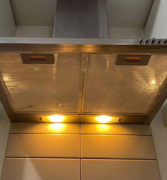 End of lease cleaning Melbourne range hood after